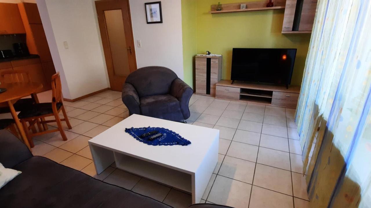 Ferienwohnung Bausenbergblick Niederzissen Bagian luar foto