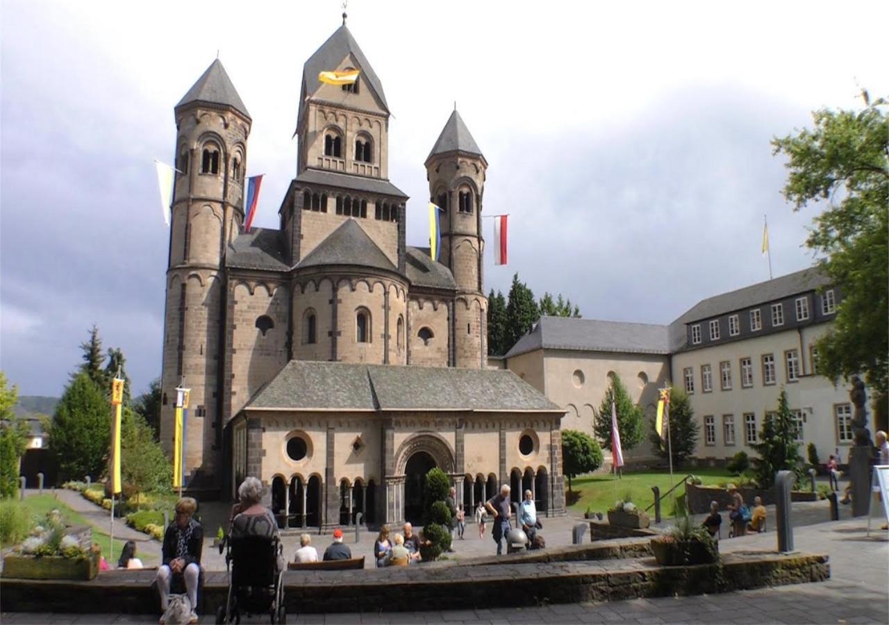 Ferienwohnung Bausenbergblick Niederzissen Bagian luar foto
