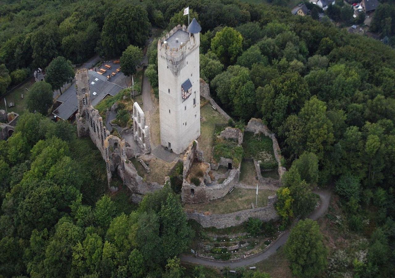 Ferienwohnung Bausenbergblick Niederzissen Bagian luar foto
