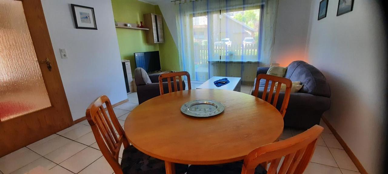 Ferienwohnung Bausenbergblick Niederzissen Bagian luar foto